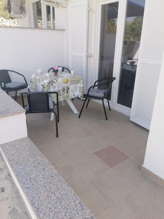 Apartamento Family Kornić Exterior foto