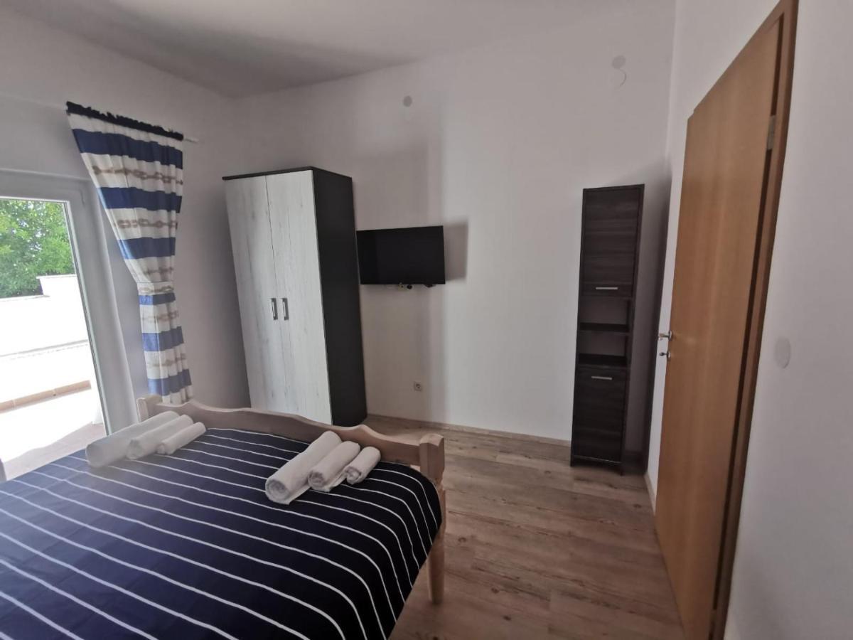 Apartamento Family Kornić Exterior foto